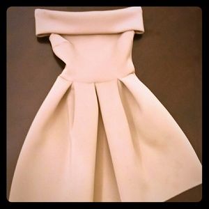 No strap puffy dress